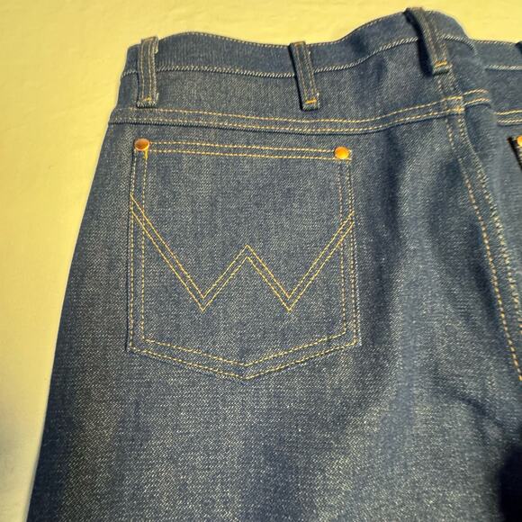 Wrangler Bootcut 936DEN Cowboy Cut Regular Fit Jeans Mens 36 x 38 Dark Blue - Picture 4 of 8